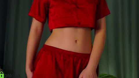 Sunnheart online show from 12-18-24, 07:41