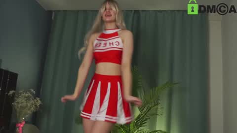 Sunnheart online show from 01-08-25, 04:22