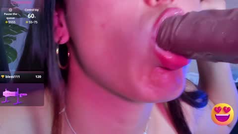 Snapshot of lizxy01 chatting on 02-03-25, 07:52 Liz online show from 02-03-25, 07:52