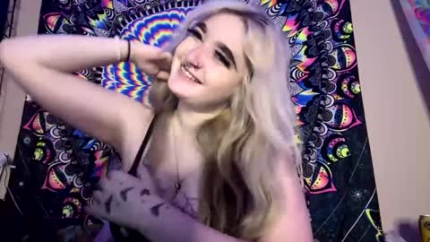 Lizz  online show from 02-24-25, 08:58