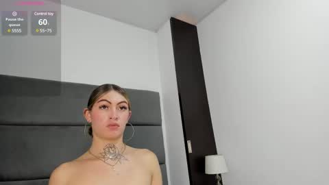 Snapshot of lizz_luna chatting on 02-11-25, 05:29 lizz_luna online show from 02-11-25, 05:29