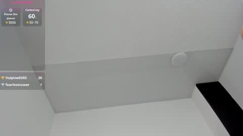 Snapshot of lizz_luna chatting on 02-13-25, 02:09 lizz_luna online show from 02-13-25, 02:09