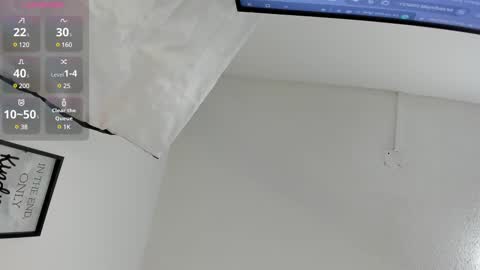 Snapshot of lizz_luna chatting on 02-24-25, 12:16 lizz_luna online show from 02-24-25, 12:16