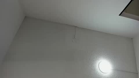 Snapshot of lizz_luna chatting on 09-10-25, 02:17 lizz_luna online show from 09-10-25, 02:17