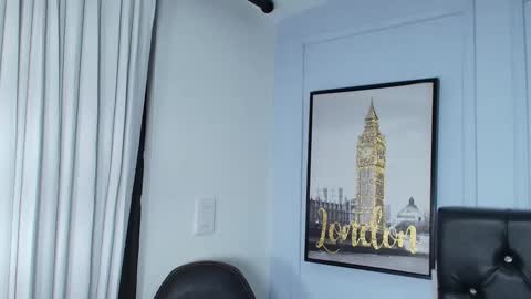 Lizz  online show from 12-21-24, 12:16