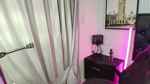 Lizz  online show from 01-27-25, 12:05