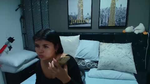 Lizz  online show from 09-24-25, 11:24