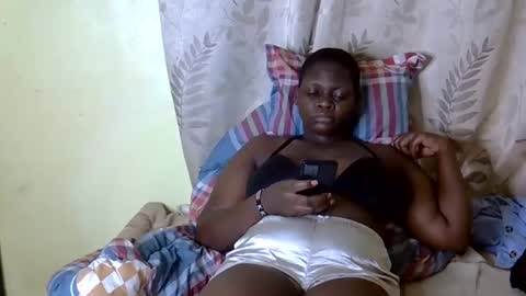 Snapshot of lizzahh chatting on 09-30-25, 06:57 lizzahh online show from 09-30-25, 06:57