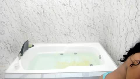 Lizza  online show from 11-08-25, 01:33