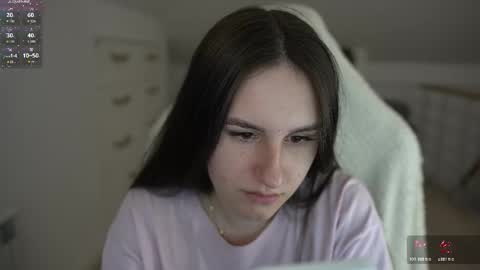 Snapshot of lizzi_fox chatting on 01-08-26, 06:43 Lizi-Fox online show from 01-08-26, 06:43