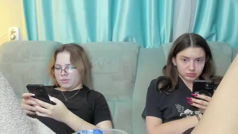 Snapshot of lizzi_muur chatting on 12-12-24, 06:53 lizzi_muur online show from 12-12-24, 06:53