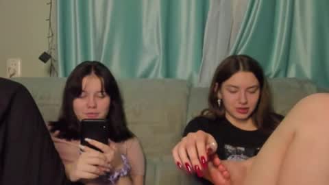 Snapshot of lizzi_muur chatting on 01-20-25, 02:46 lizzi_muur online show from 01-20-25, 02:46