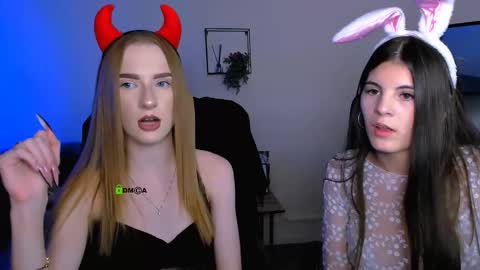 lizzie_boom online show from 09-12-25, 01:11