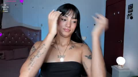 Snapshot of lizzie_corner chatting on 12-26-24, 03:42 Lizzie online show from 12-26-24, 03:42