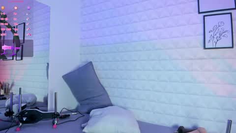  Lizzie  online show from 04-20-26, 11:57