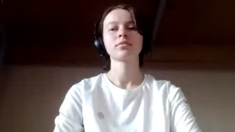 Sofia online show from 06-17-26, 10:50