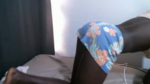 Lizzy online show from 05-16-26, 05:48
