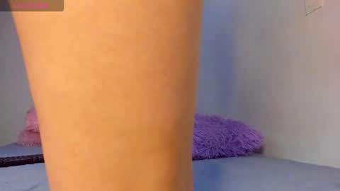 Snapshot of lizzy__1 chatting on 12-18-25, 02:50 lizzy online show from 12-18-25, 02:50