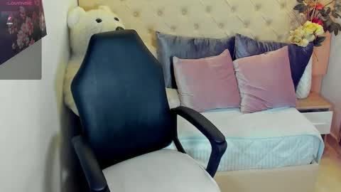 Lizzy Joss online show from 10-05-25, 02:21