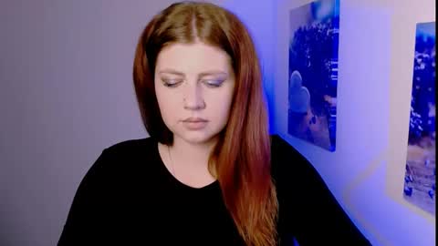 Lizzy3 online show from 11-23-25, 02:28