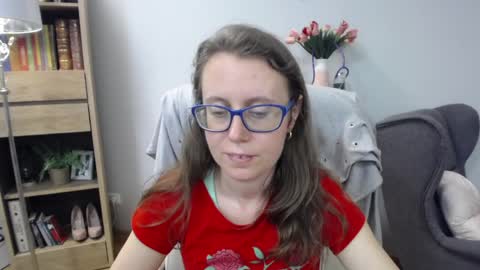 Snapshot of lizzy_sparkle chatting on 05-27-26, 05:04 Lizzy online show from 05-27-26, 05:04