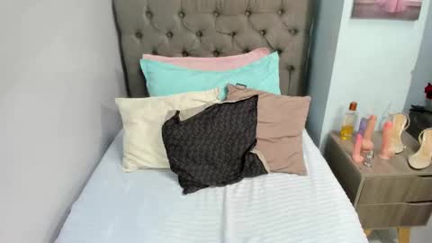 Lizzy online show from 03-11-25, 12:33