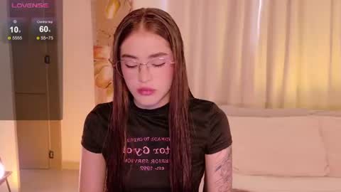 Lizzy Colins online show from 06-14-26, 02:19