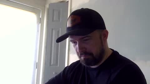 Snapshot of lj345689 chatting on 02-04-26, 04:35 lj345689 online show from 02-04-26, 04:35