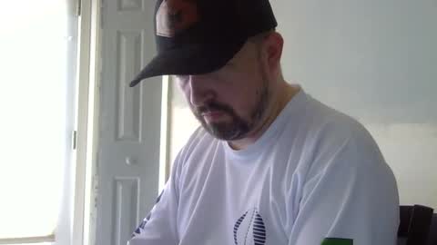 Snapshot of lj345689 chatting on 03-17-26, 02:20 lj345689 online show from 03-17-26, 02:20