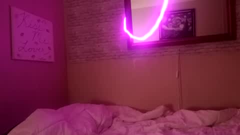 LjCherry online show from 10-12-25, 04:33