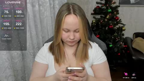 Snapshot of llayna chatting on 01-11-26, 03:28 Llayna online show from 01-11-26, 03:28