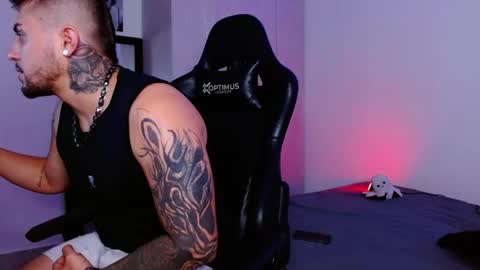 lliamm 2 online show from 06-08-26, 04:24