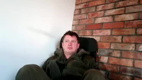 Snapshot of lllukasssxxx chatting on 03-08-26, 03:38 lllukasssxxx online show from 03-08-26, 03:38