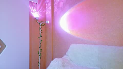 Snapshot of llovelymia chatting on 07-18-26, 03:11 llovelymia online show from 07-18-26, 03:11