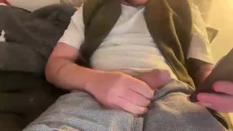 Snapshot of lloydb3600 chatting on 01-10-26, 09:44 lloydb3600 online show from 01-10-26, 09:44