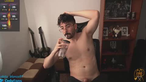 Lobito blanco Thefckingwolf main account online show from 04-14-26, 06:47