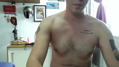 Snapshot of lobomx19 chatting on 01-04-25, 07:23 Lobo online show from 01-04-25, 07:23