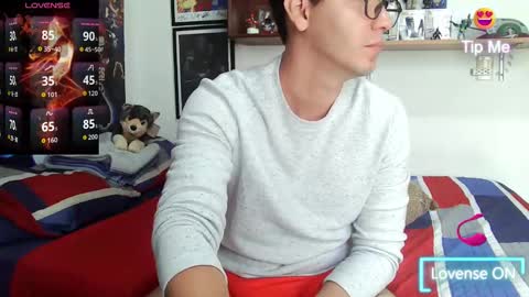 Snapshot of lobomx19 chatting on 09-13-25, 04:07 Lobo online show from 09-13-25, 04:07