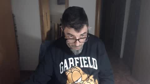 Snapshot of lobosolitario73 chatting on 10-29-25, 11:39 lobosolitario73 online show from 10-29-25, 11:39