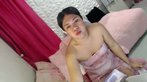 Snapshot of lobotara69 chatting on 02-13-25, 11:17 Thea online show from 02-13-25, 11:17