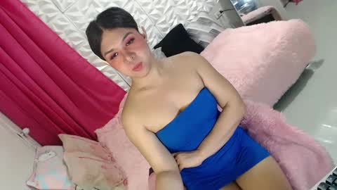Snapshot of lobotara69 chatting on 02-21-25, 09:02 Thea online show from 02-21-25, 09:02