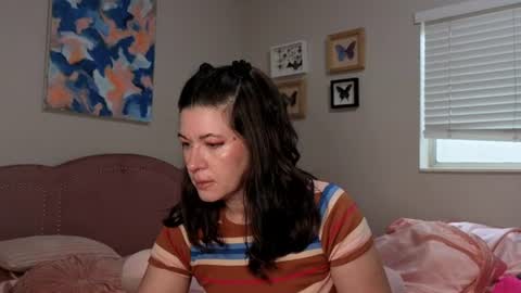 Snapshot of lodestarr chatting on 07-29-26, 02:37 Lodestarr online show from 07-29-26, 02:37