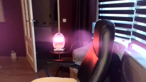 Loebet online show from 11-16-25, 03:39