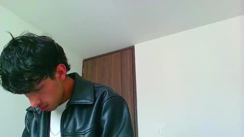 Snapshot of logaan_grey chatting on 01-04-25, 07:44 logaan_grey online show from 01-04-25, 07:44
