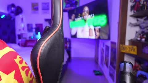 logan_hugh8 online show from 03-11-26, 04:18