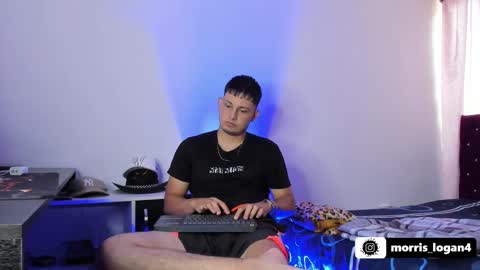 Logan morris online show from 02-17-25, 03:31