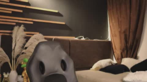 logan_varela online show from 02-01-25, 02:47