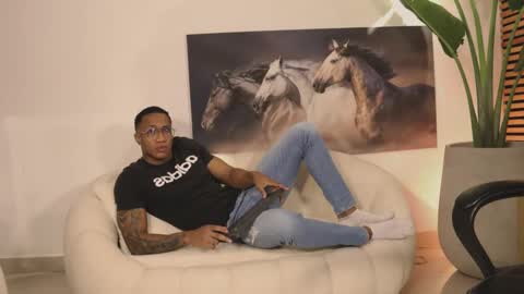 logan_varela online show from 02-01-25, 11:16