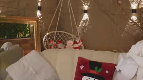 logan_varela online show from 11-30-25, 02:15