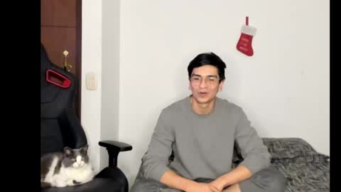 Logan online show from 12-17-24, 08:34